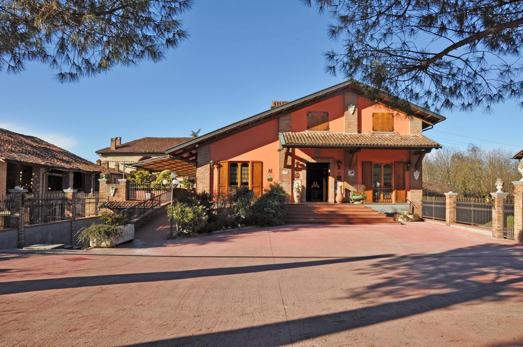 Agriturismo Corte Montini Villa Santa Giuletta Bagian luar foto
