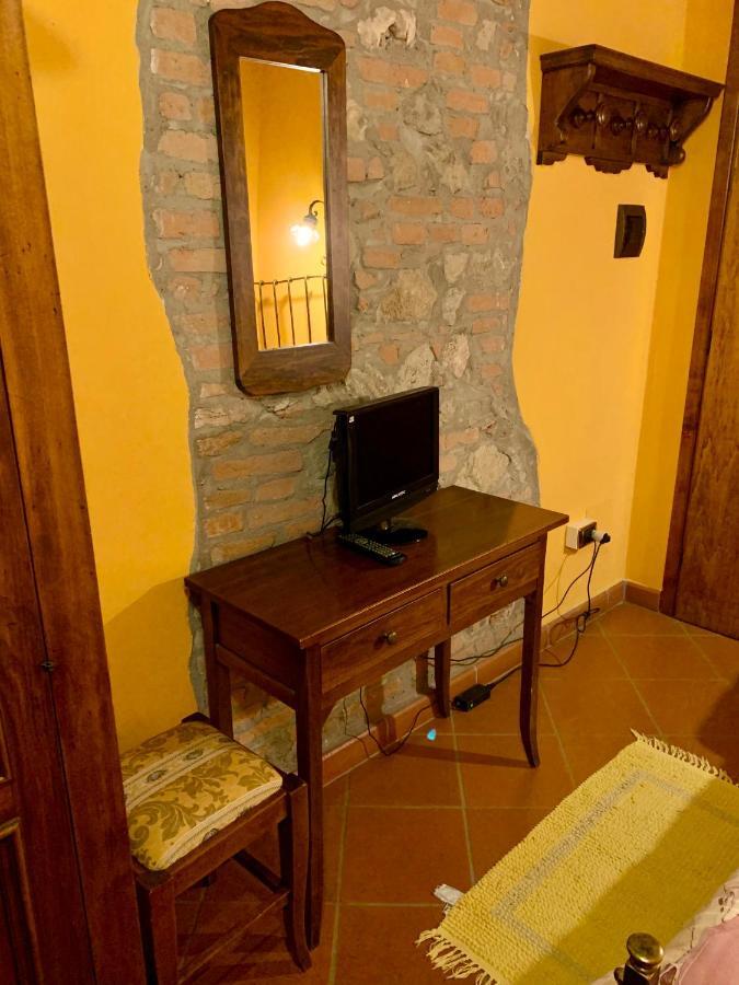 Agriturismo Corte Montini Villa Santa Giuletta Bagian luar foto